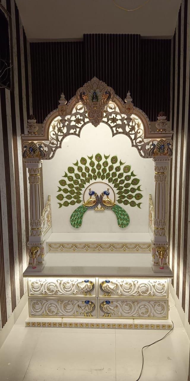 Royal White Marble Temple (Design 32) — Hand-carved Makrana Marble Home Temples